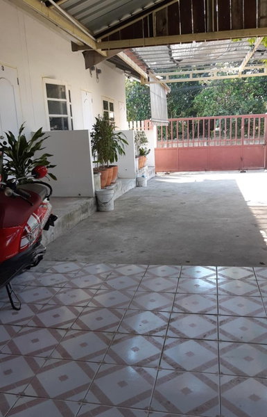 Pakchong hostel & wildlife tour, Pak Chong, Thailand