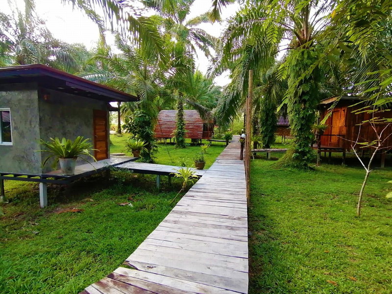 Koom Kachanaan, Ban Nong Thale, Thailand