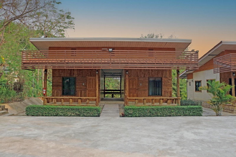 Baan Khue Wieng Resort, Mae Sariang, Thailand
