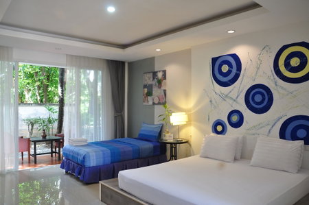Eat n Sleep, Wichit, Thailand