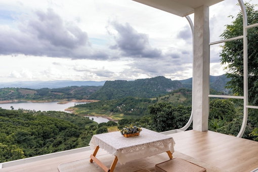 Make me see cloud, Mae Suai, Thailand