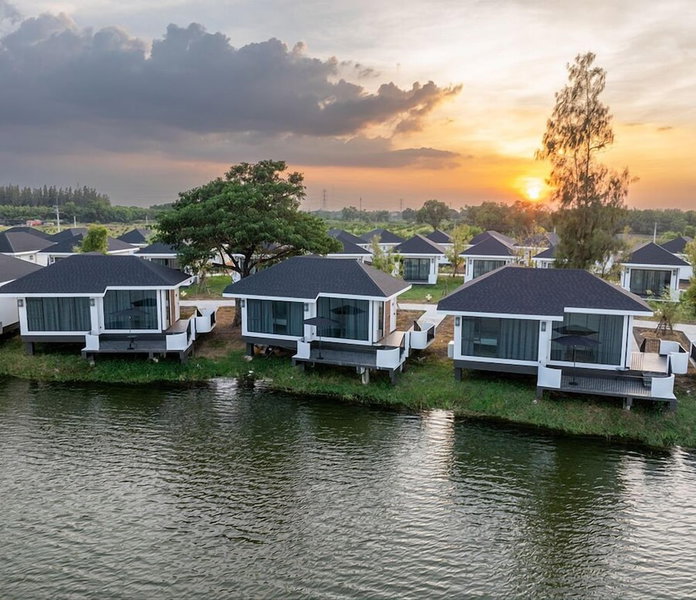 Pan Ville Resort, Sam Khok, Thailand