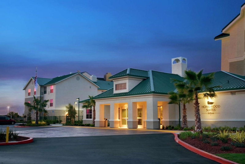 Homewood Suites by Hilton Sacramento Airport-Natomas, Sacramento, United States