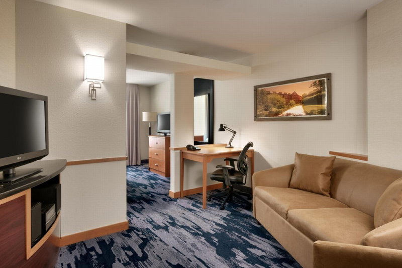 Fairfield Inn & Suites by Marriott Tallahassee Central, Tallahassee, United States