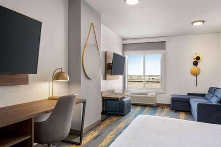 La Quinta Inn & Suites by Wyndham Denver Parker, Parker, United States