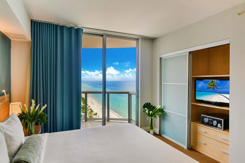 Marenas Beach Resort, Sunny Isles Beach, United States