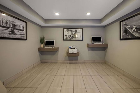 Hotel 28 Boise Airport, an Ascend Collection Hotel, Boise, United States