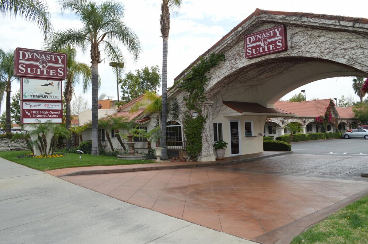 Hotel · Dynasty Suites Redlands, Redlands
