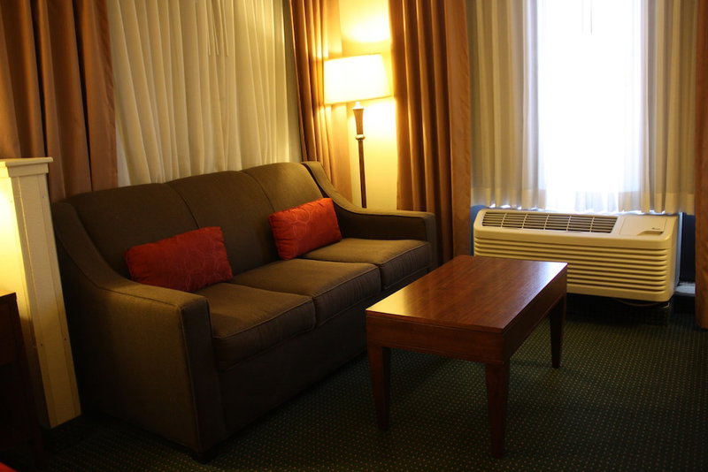 Ramada by Wyndham Denver International Airport, Denver, United States