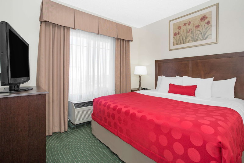 Ramada by Wyndham Denver International Airport, Denver, United States