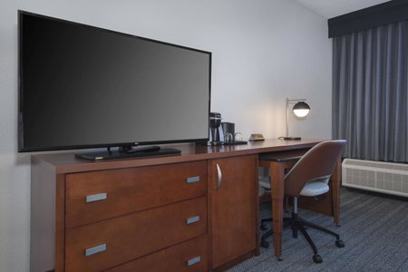 Courtyard by Marriott Norwalk, Norwalk, United States