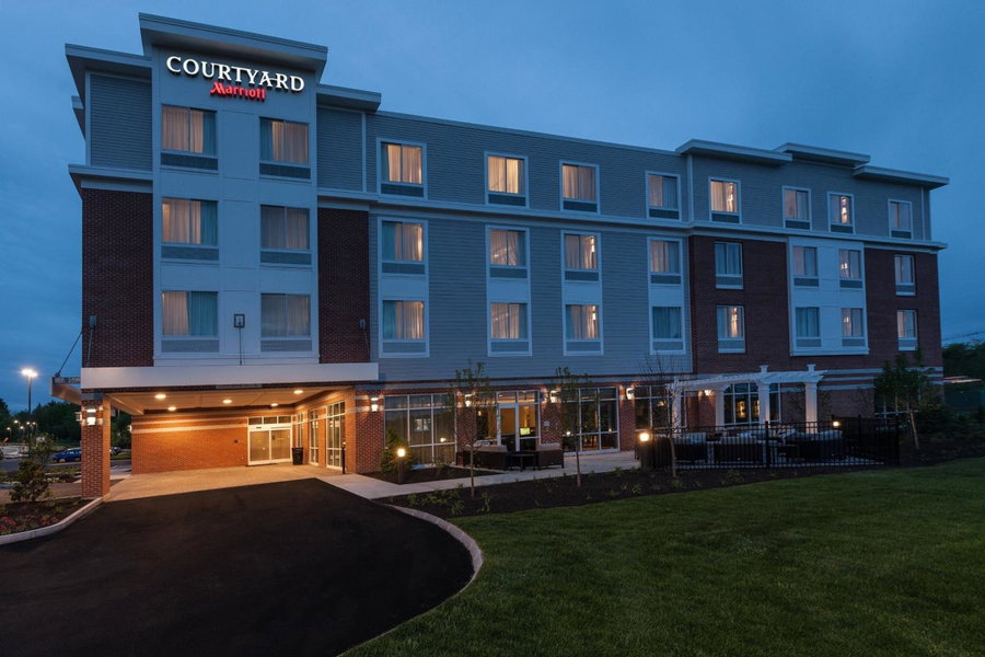 Courtyard by Marriott Boston Littleton, Littleton, United States