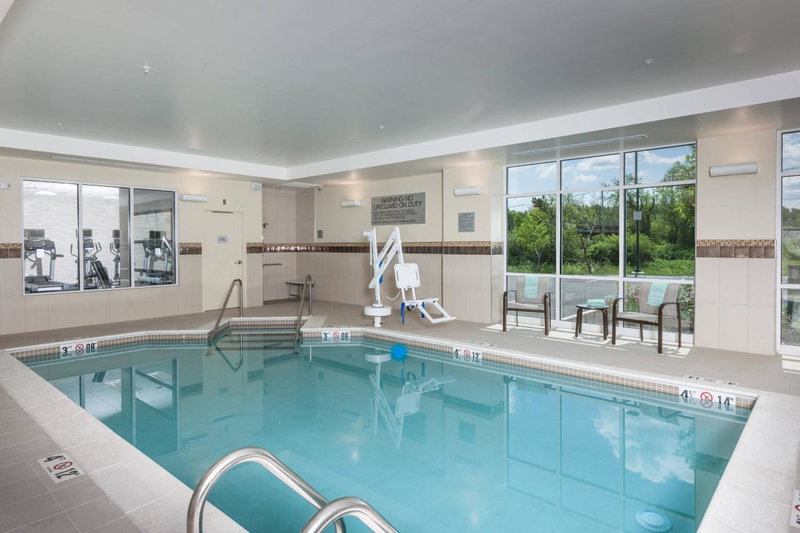 Courtyard by Marriott Boston Littleton, Littleton, United States