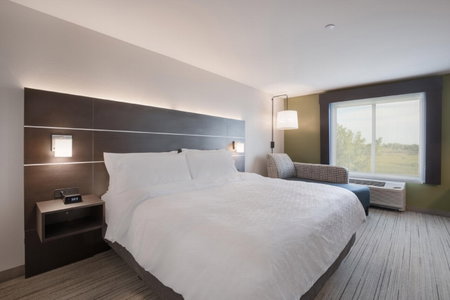 Holiday Inn Express & Suites Chicago - Hoffman Estates by IHG, Hoffman Estates, United States