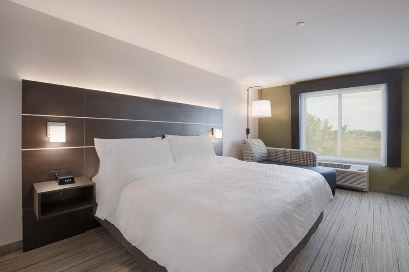 Holiday Inn Express & Suites Chicago - Hoffman Estates by IHG, Hoffman Estates, United States
