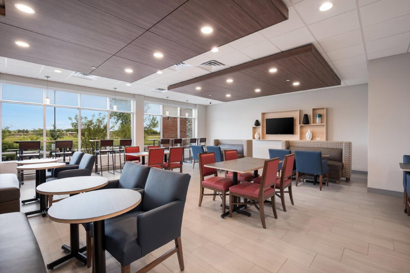 Holiday Inn Express & Suites Chicago - Hoffman Estates by IHG, Hoffman Estates, United States