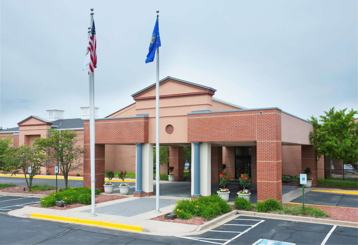 Hotel · DoubleTree by Hilton Milwaukee/Brookfield, Brookfield