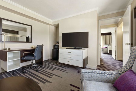 DoubleTree by Hilton Milwaukee/Brookfield, Brookfield, United States