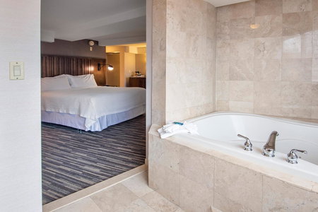 Best Western Premier Plainview-Long Island Hotel, Plainview, United States