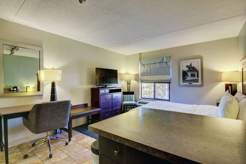 Hampton Inn Portsmouth Central, Portsmouth, United States