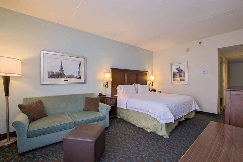 Hampton Inn Portsmouth Central, Portsmouth, United States