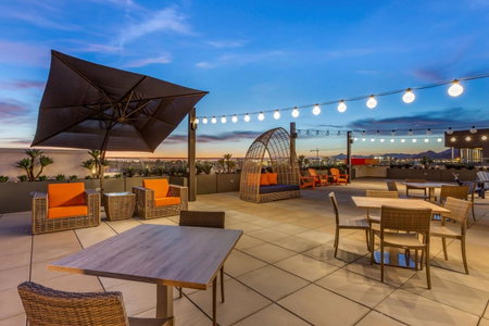 Vīb Hotel by Best Western Phoenix - Tempe, Tempe, United States