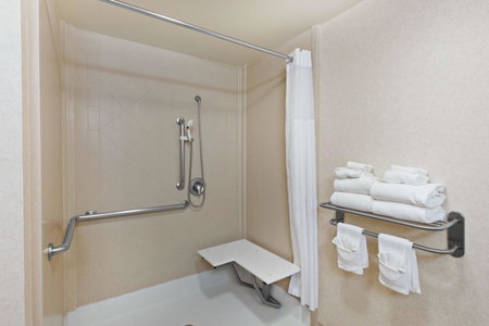 Hampton Inn & Suites Oakland Airport-Alameda, Alameda, United States