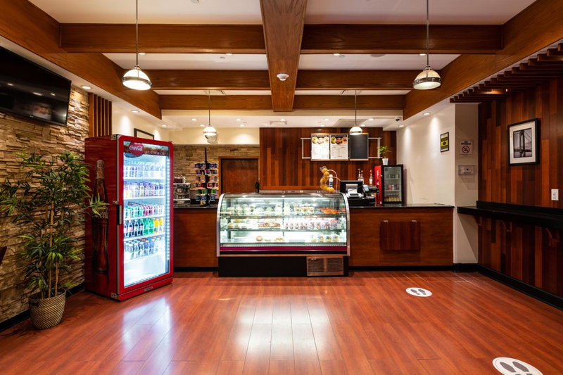 Crowne Plaza Newark Airport by IHG, Elizabeth, United States