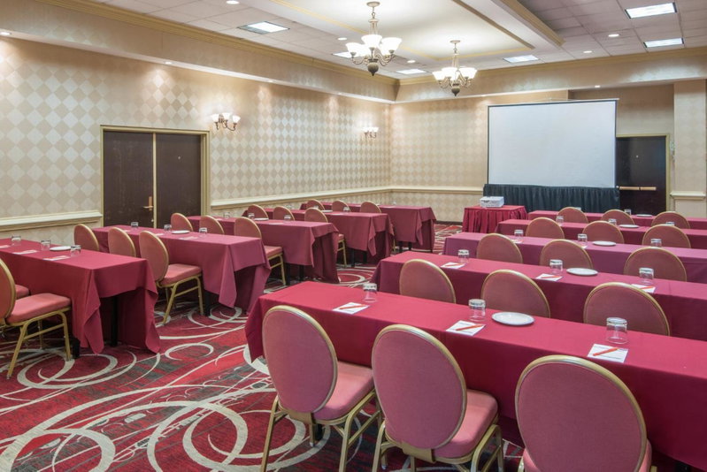 Crowne Plaza Newark Airport by IHG, Elizabeth, United States