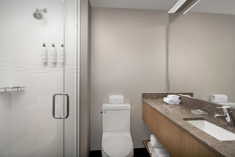 SpringHill Suites by Marriott New York Queens, Queens, United States