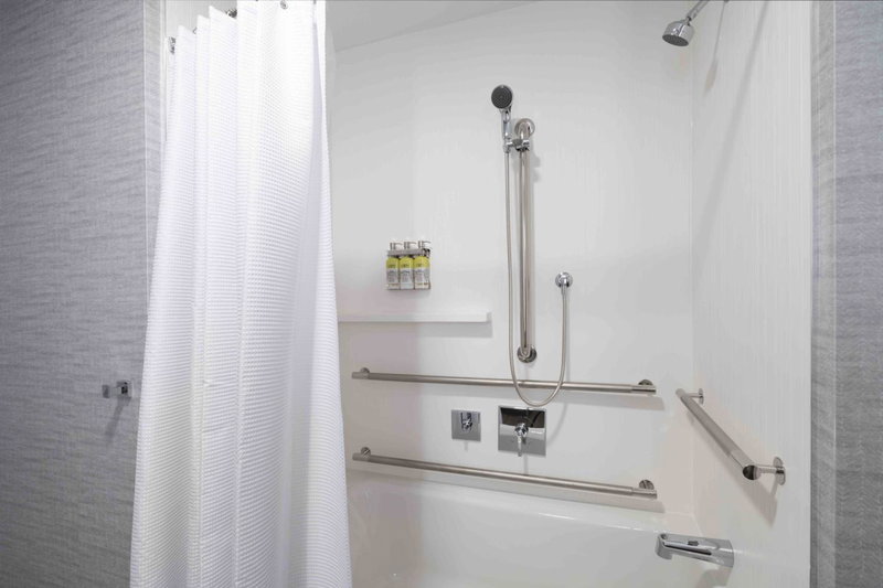 Holiday Inn Express - Boston Logan Airport - Revere by IHG, Revere, United States