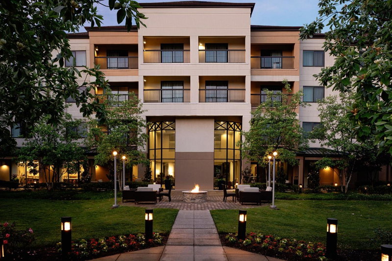 Courtyard by Marriott Springfield, Springfield, United States