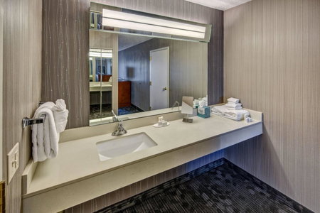 Courtyard by Marriott Springfield, Springfield, United States
