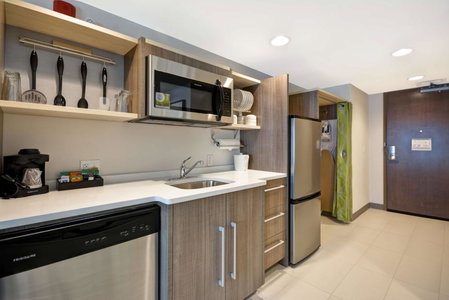 Home2 Suites by Hilton Kansas City KU Medical Center, Kansas City, United States