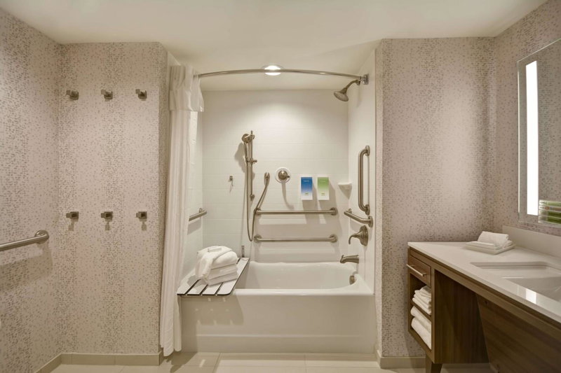 Home2 Suites by Hilton Kansas City KU Medical Center, Kansas City, United States