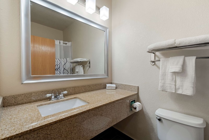 Best Western Plus DFW Airport Suites, Irving, United States