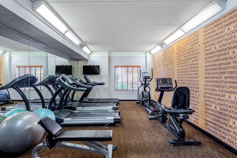La Quinta Inn & Suites by Wyndham Fremont Silicon Valley, Fremont, United States