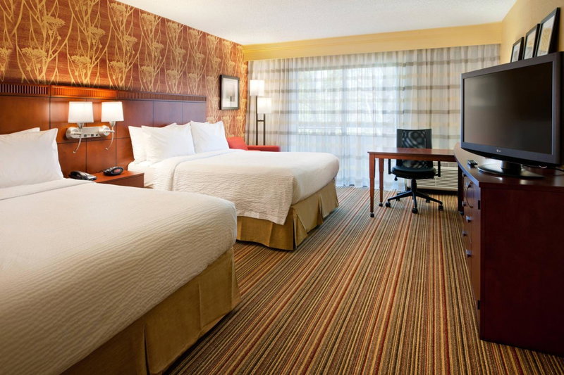 Courtyard by Marriott San Diego Sorrento Valley, Sorrento, United States