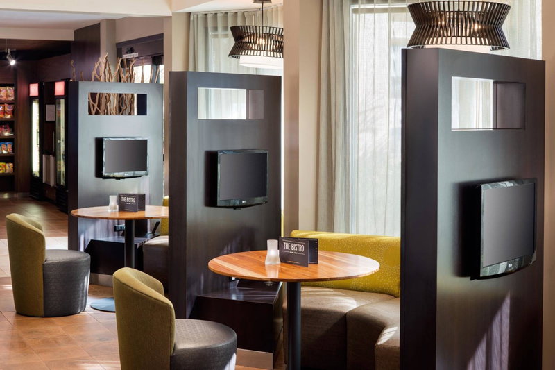 Courtyard by Marriott San Diego Sorrento Valley, Sorrento, United States