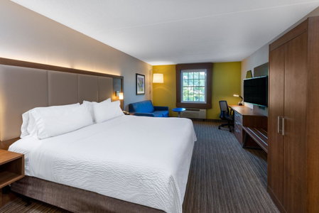 Holiday Inn Express State College at Williamsburg Square by IHG, State College, United States