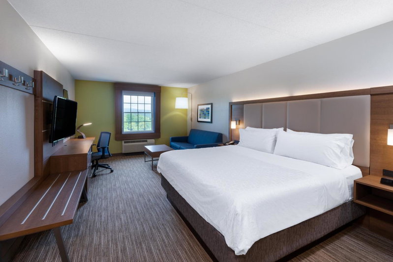 Holiday Inn Express State College at Williamsburg Square by IHG, State College, United States