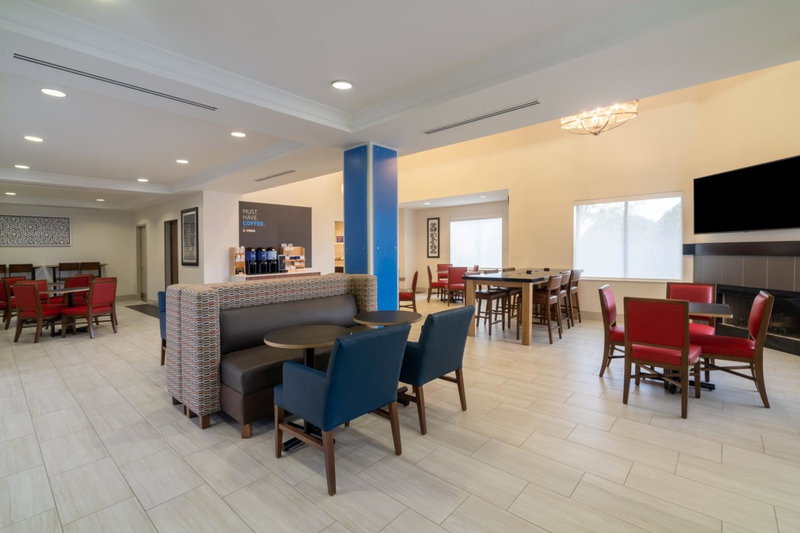 Holiday Inn Express Hotel & Suites Bluffton at Hilton Head Area by IHG, Bluffton, United States