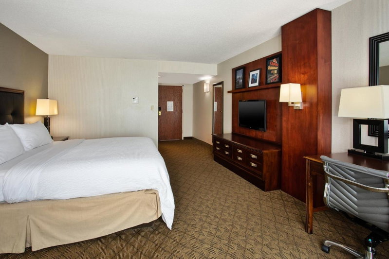 Holiday Inn University Plaza-Bowling Green by IHG, Bowling Green, United States