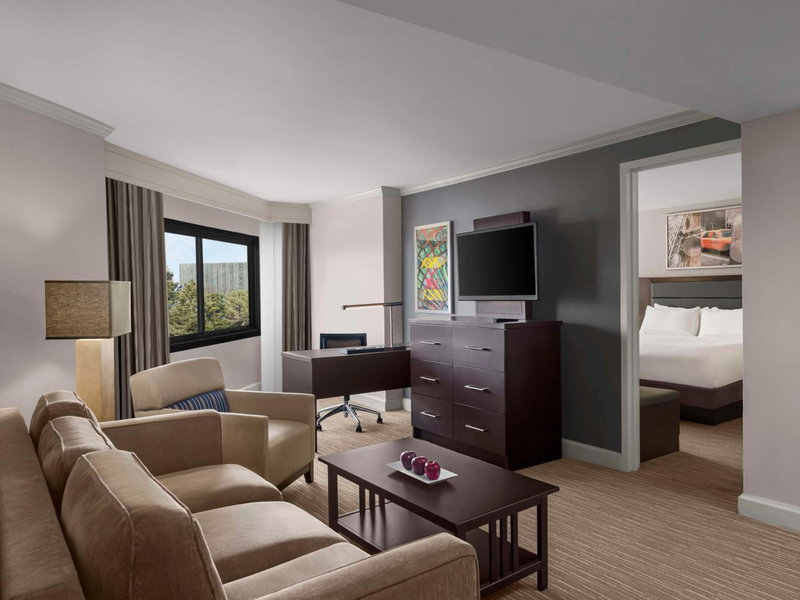DoubleTree by Hilton Fort Lee/George Washington Bridge, Fort Lee, United States