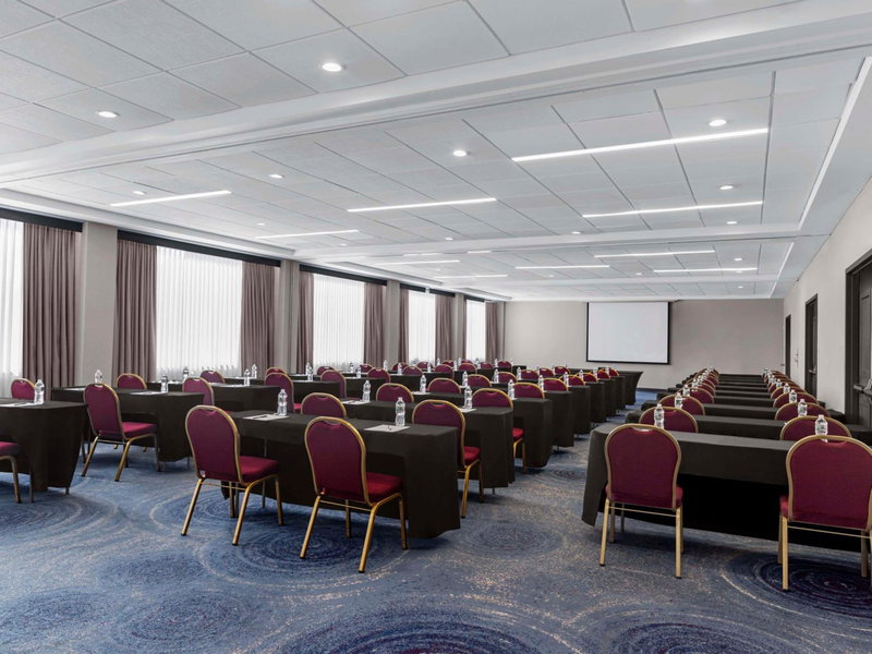 DoubleTree by Hilton Fort Lee/George Washington Bridge, Fort Lee, United States