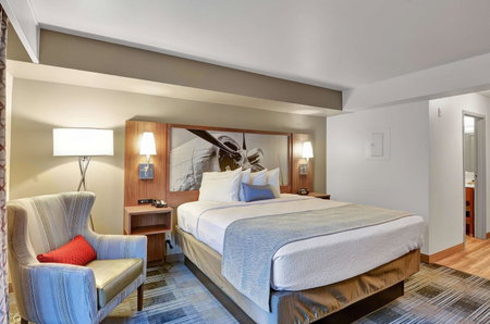 Executive Residency by Best Western Navigator Inn & Suites, Everett, United States
