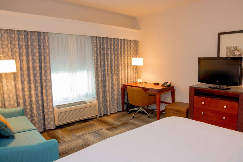 Hampton Inn & Suites Riverside/Corona East, Riverside, United States