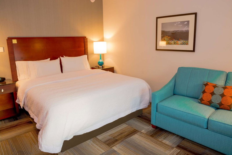 Hampton Inn & Suites Riverside/Corona East, Riverside, United States
