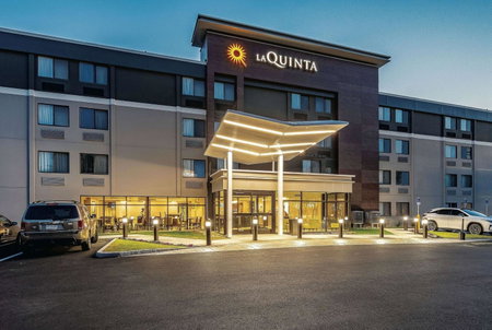 La Quinta by Wyndham Salem NH, Salem, United States