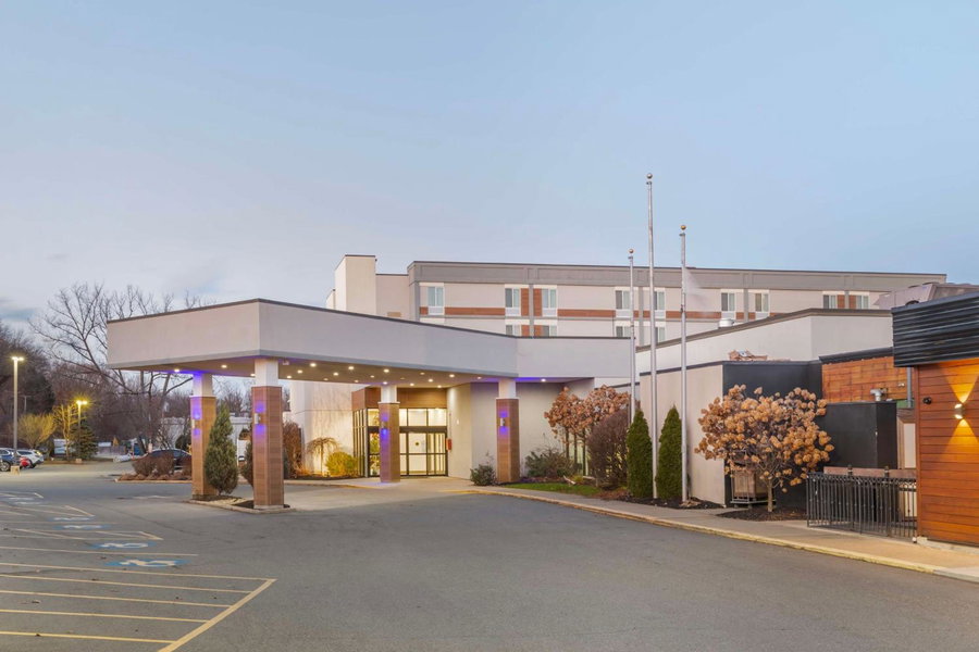 Best Western Plus New Englander, Woburn, United States
